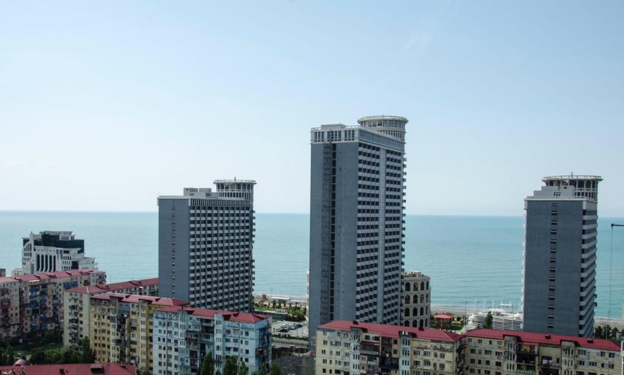 Apartamento Breeze Batumi Exterior foto