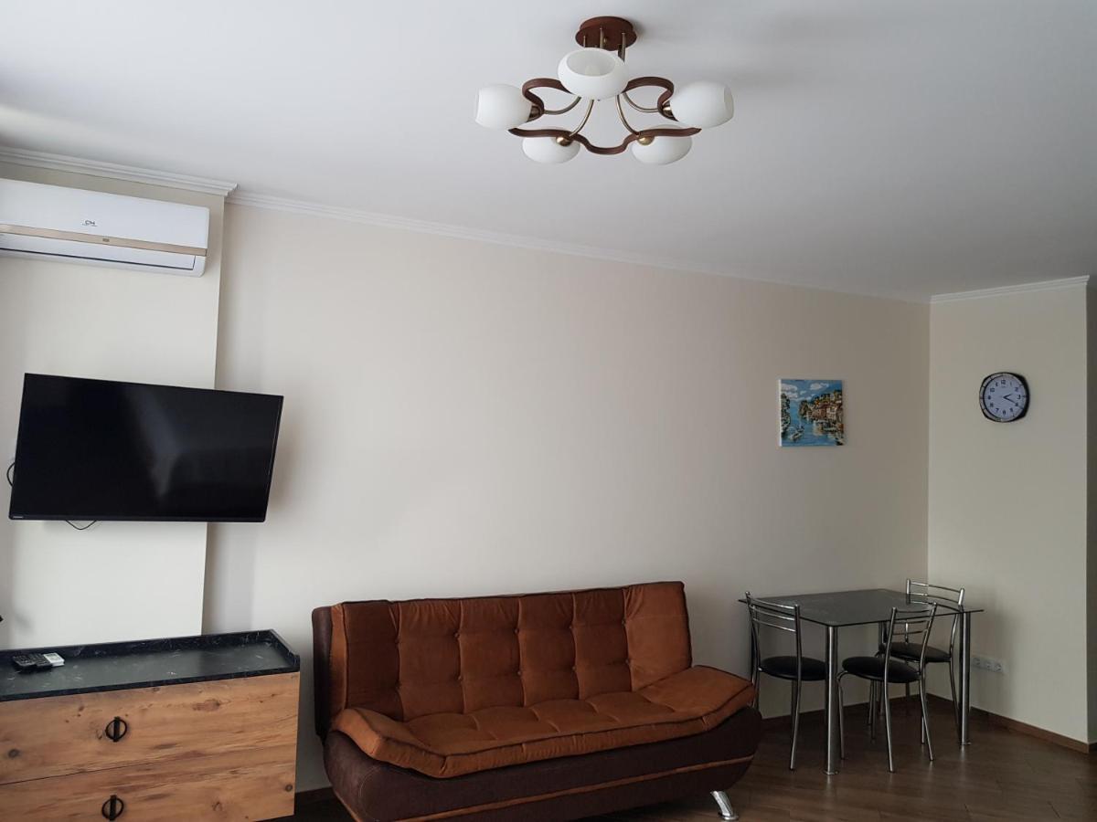 Apartamento Breeze Batumi Exterior foto