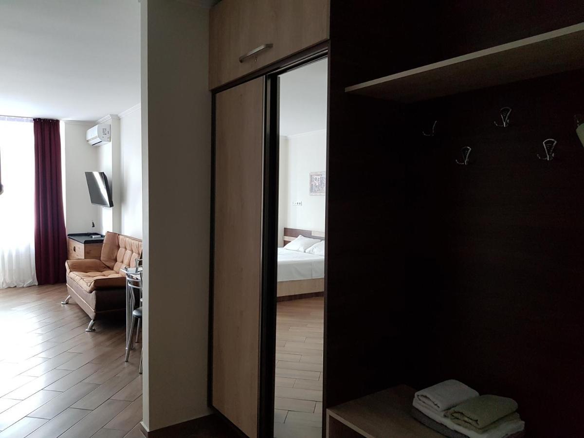 Apartamento Breeze Batumi Exterior foto