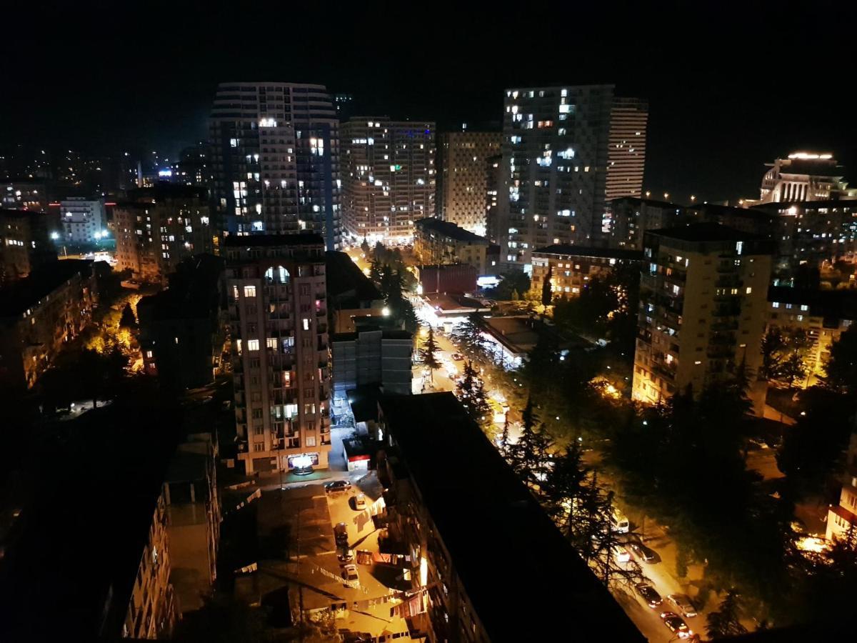 Apartamento Breeze Batumi Exterior foto