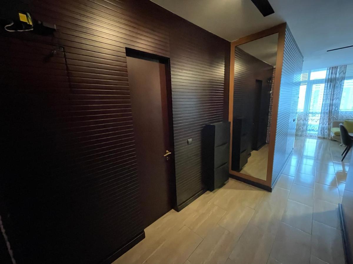 Apartamento Breeze Batumi Exterior foto