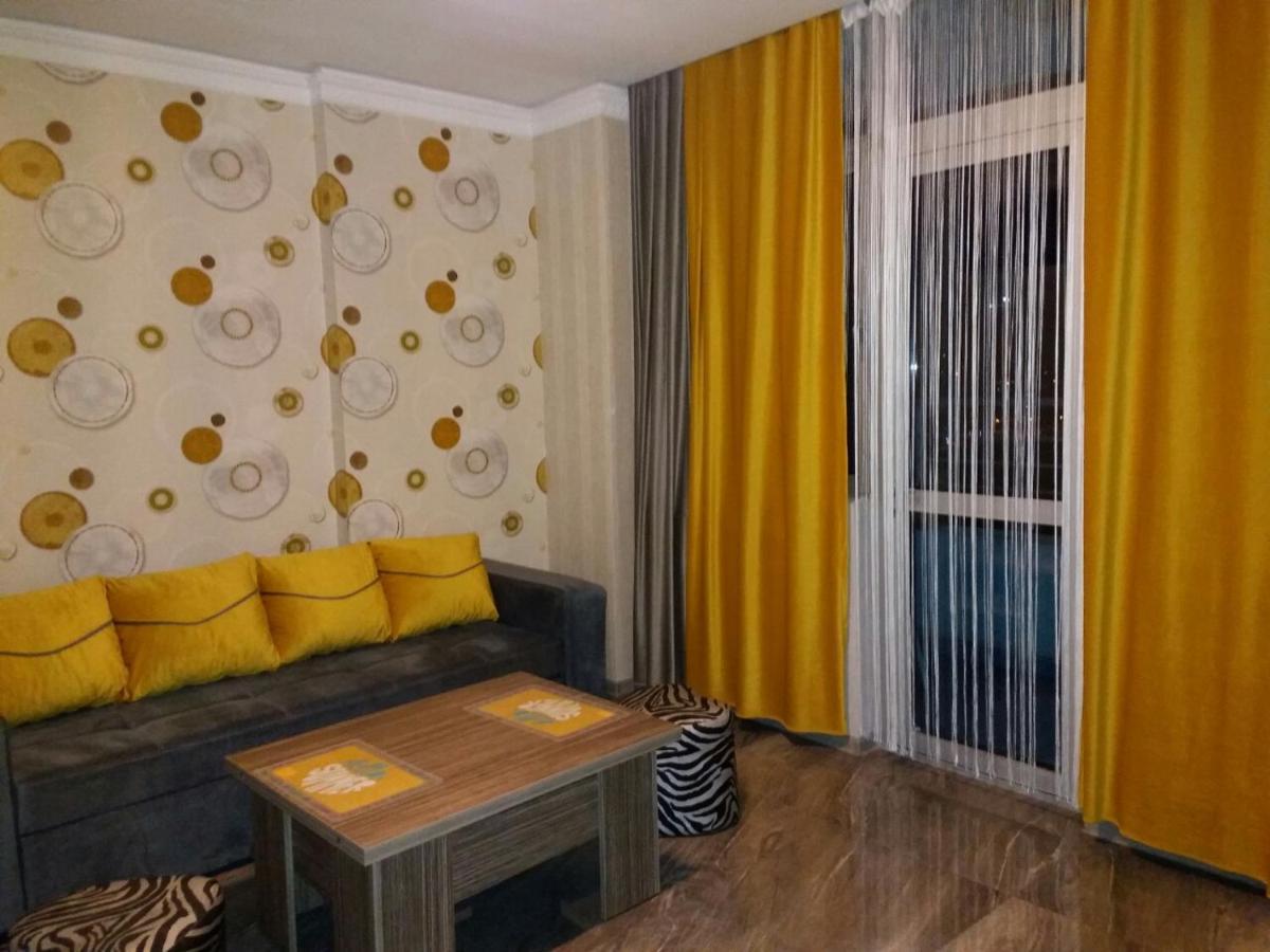 Apartamento Breeze Batumi Exterior foto