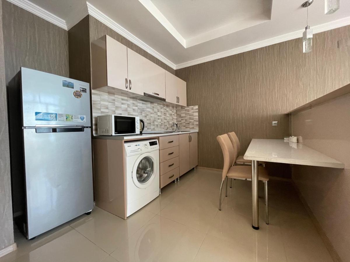 Apartamento Breeze Batumi Exterior foto