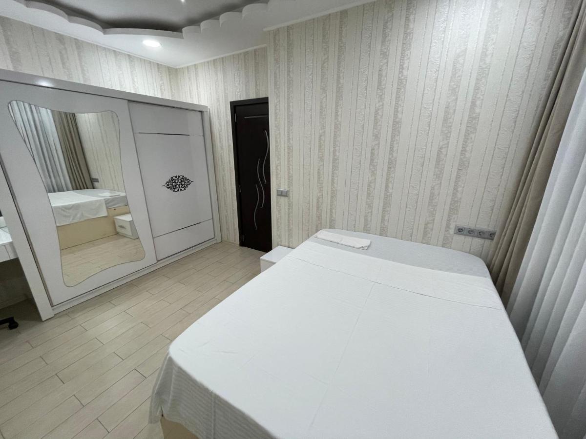 Apartamento Breeze Batumi Exterior foto